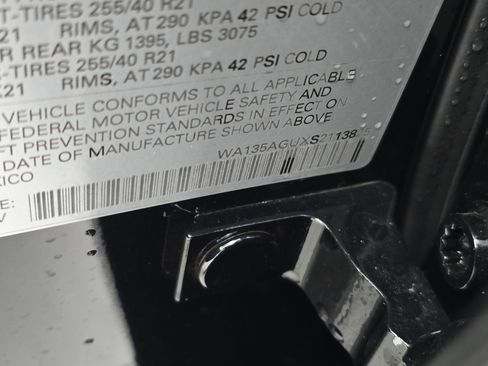 New 2025 Audi SQ5 Prestige image 35