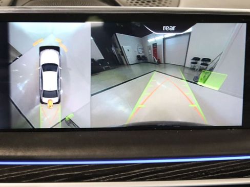 Used 2019 BMW 750i RWD image 22