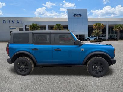 New 2025 Ford Bronco Big Bend w/ Black Diamond Package