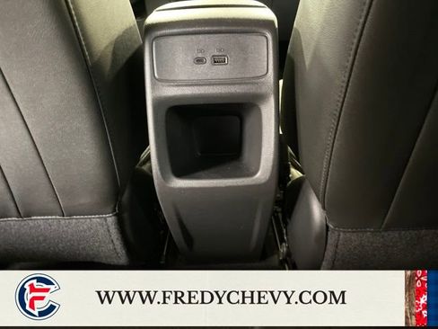 Used 2024 Chevrolet Trax RS w/ Driver Confidence Package image 30