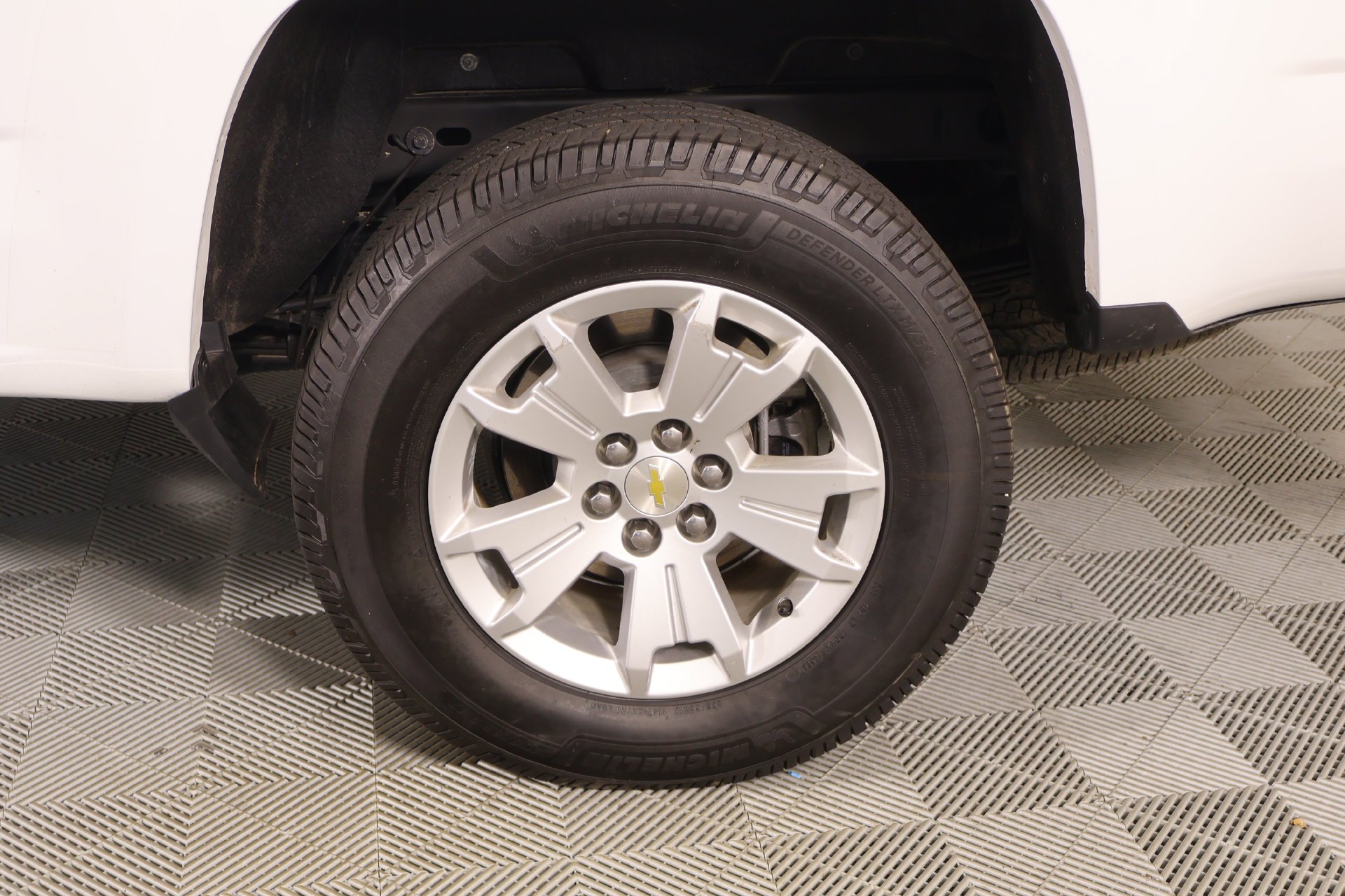 Used 2022 Chevrolet Colorado LT w/ Fleet Safety Package RWD image 17