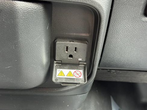 Used 2022 RAM 1500 Tradesman AWD/4WD image 36