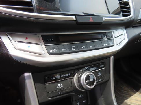 Used 2014 Honda Accord EX-L image 27