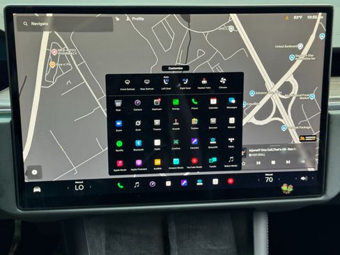 Used 2023 Tesla Model X AWD/4WD image 23