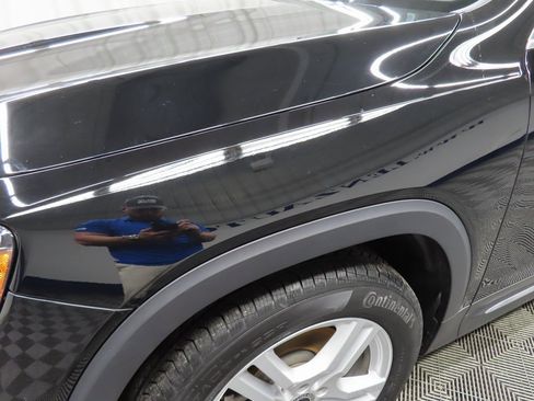 Used 2022 Mercedes-Benz GLB 250 4MATIC image 38