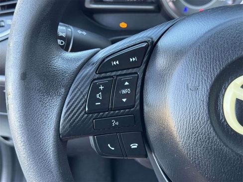 Used 2014 MAZDA MAZDA3 i Sport image 10