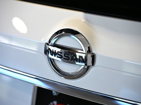 Used 2017 Nissan Rogue S FWD image 22