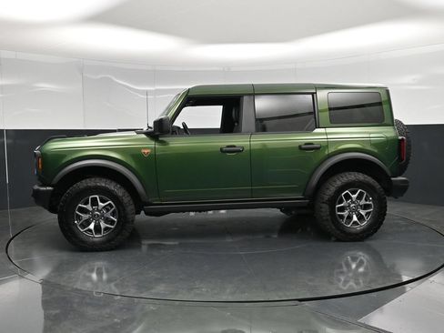 Used 2025 Ford Bronco Badlands AWD/4WD image 9