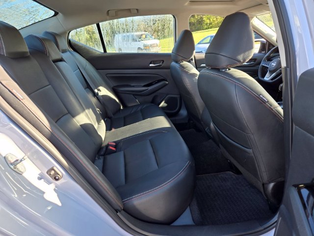 Used 2025 Nissan Altima 2.5 SR w/ SR Premium Package FWD image 21