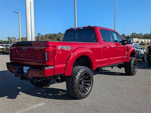 Used 2022 Ford F250 Lariat w/ Black Appearance Package image 4