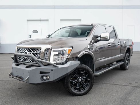 Used 2018 Nissan Titan Platinum Reserve w/ Platinum Utility Package AWD/4WD image 1