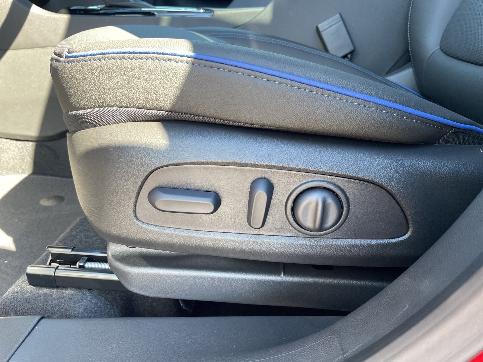 New 2026 Buick Encore GX Sport Touring w/ Comfort Package FWD image 12