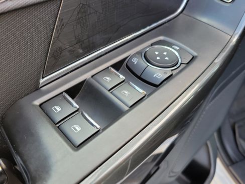 Used 2022 Ford F150 XLT w/ Equipment Group 302A High image 15