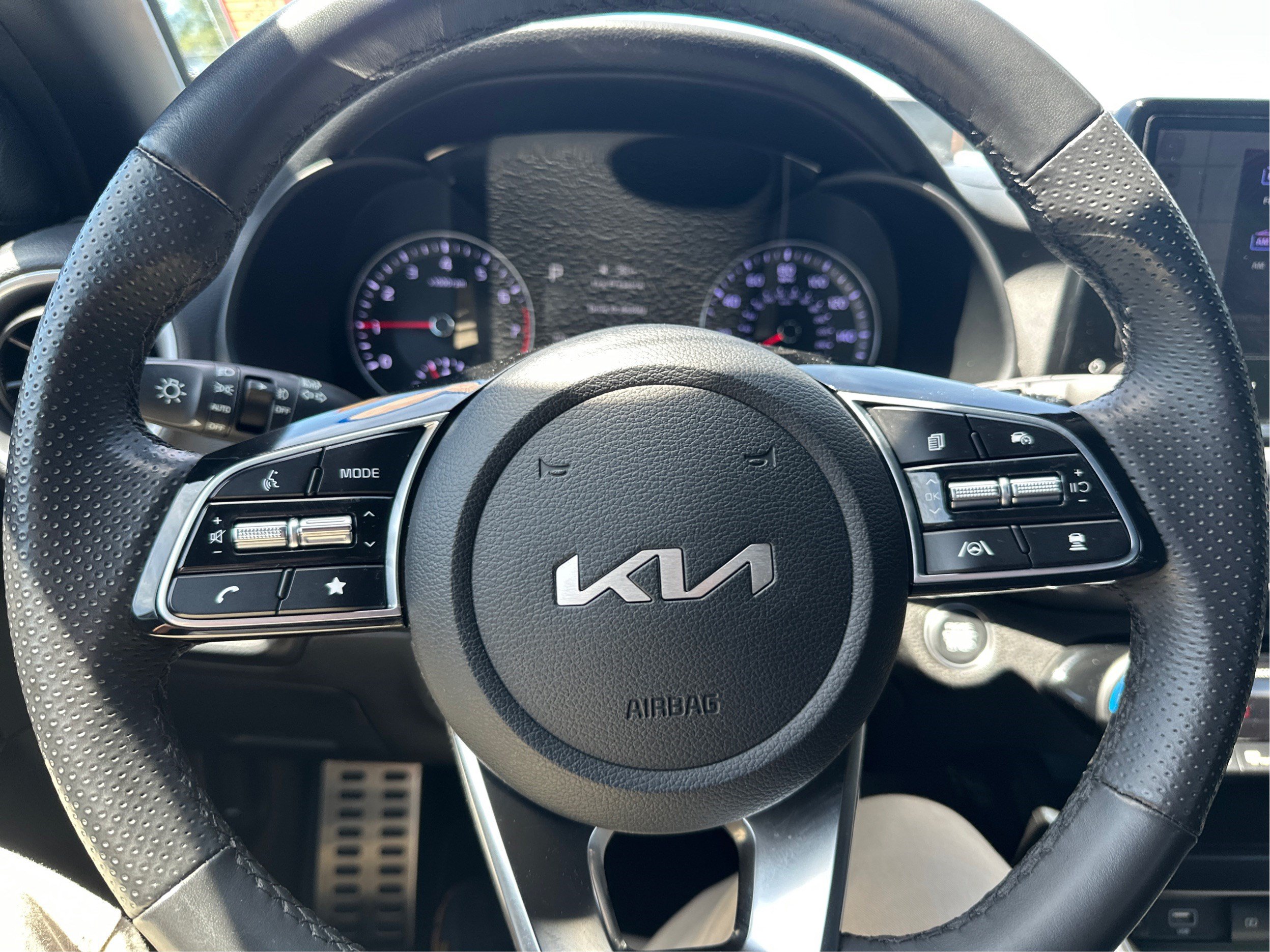 Used 2023 Kia Forte GT-Line w/ GT-Line Technology Package FWD image 18