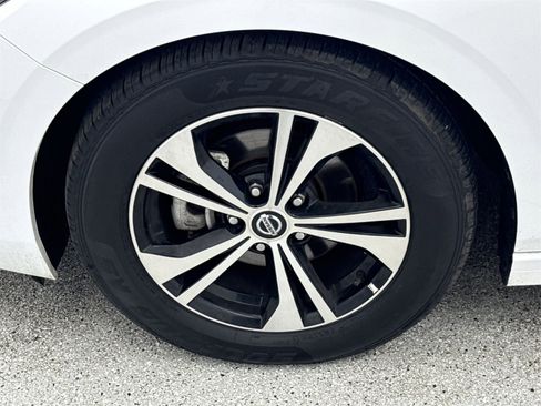 Used 2023 Nissan Sentra SV image 38