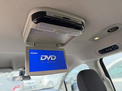 Used 2019 Chrysler Pacifica LX image 11