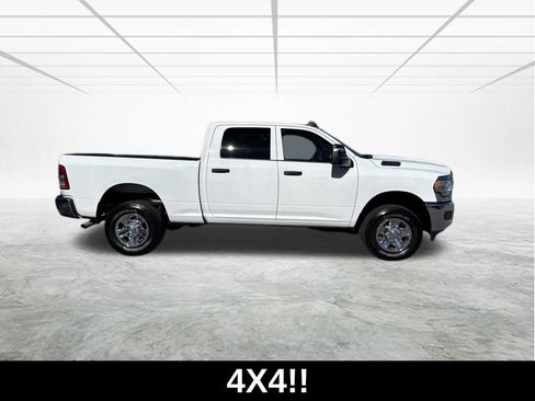 Used 2023 RAM 2500 Tradesman w/ Chrome Appearance Group image 3