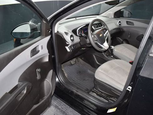 Used 2017 Chevrolet Sonic LS image 12