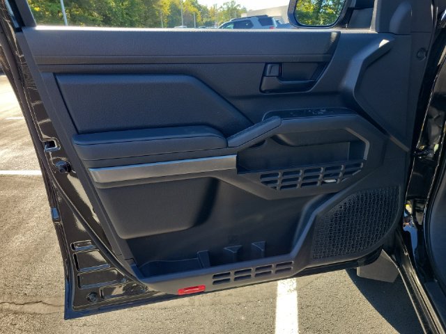 Used 2024 Toyota Tacoma SR5 AWD/4WD image 34