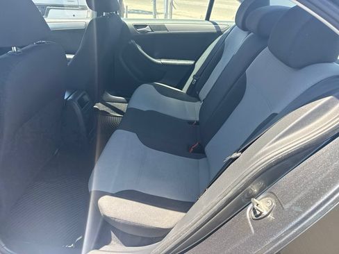 Used 2017 Volkswagen Jetta S FWD image 14