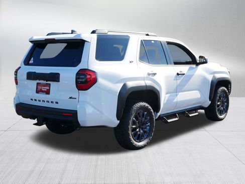 Certified 2025 Toyota 4Runner SR5 image 7