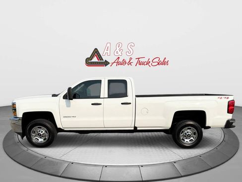 Used 2019 Chevrolet Silverado 2500 W/T AWD/4WD image 4