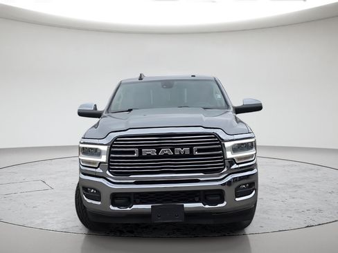 Used 2022 RAM 2500 Laramie AWD/4WD image 2