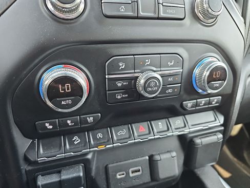 Used 2021 GMC Sierra 1500 AT4 AWD/4WD image 21