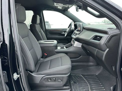 Used 2022 GMC Yukon XL SLE w/ Max Trailering Package image 10