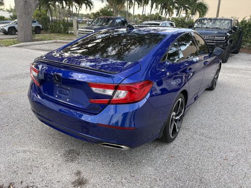 Used 2022 Honda Accord Sport image 7