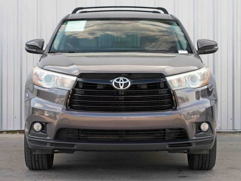 Used 2016 Toyota Highlander Plus image 6