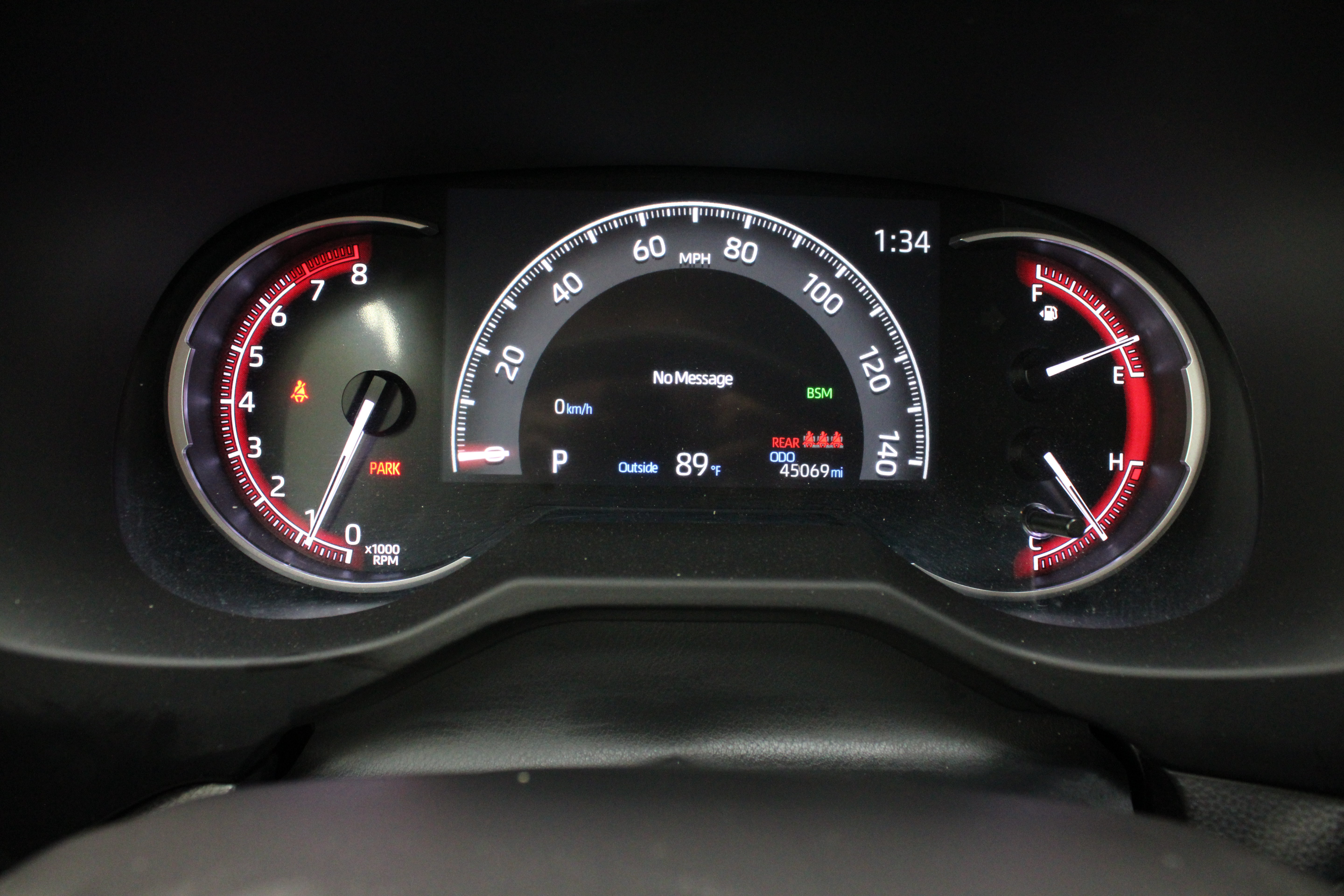 Used 2025 Toyota RAV4 XLE FWD image 38