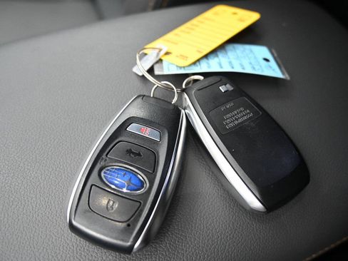 Used 2025 Subaru Outback Wilderness AWD/4WD image 7