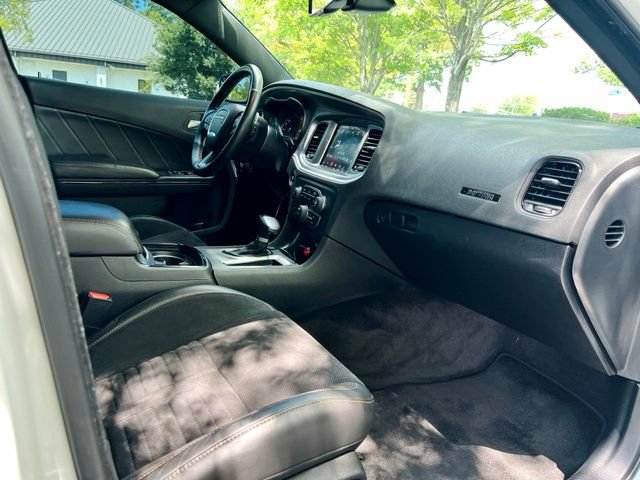 Used 2018 Dodge Charger R/T RWD image 29