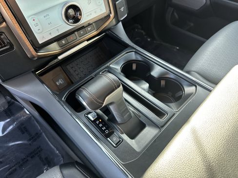 Used 2024 Ford F150 Lightning Lariat image 26