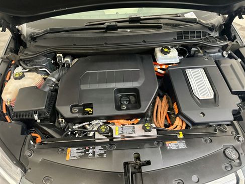 Used 2013 Chevrolet Volt FWD image 32