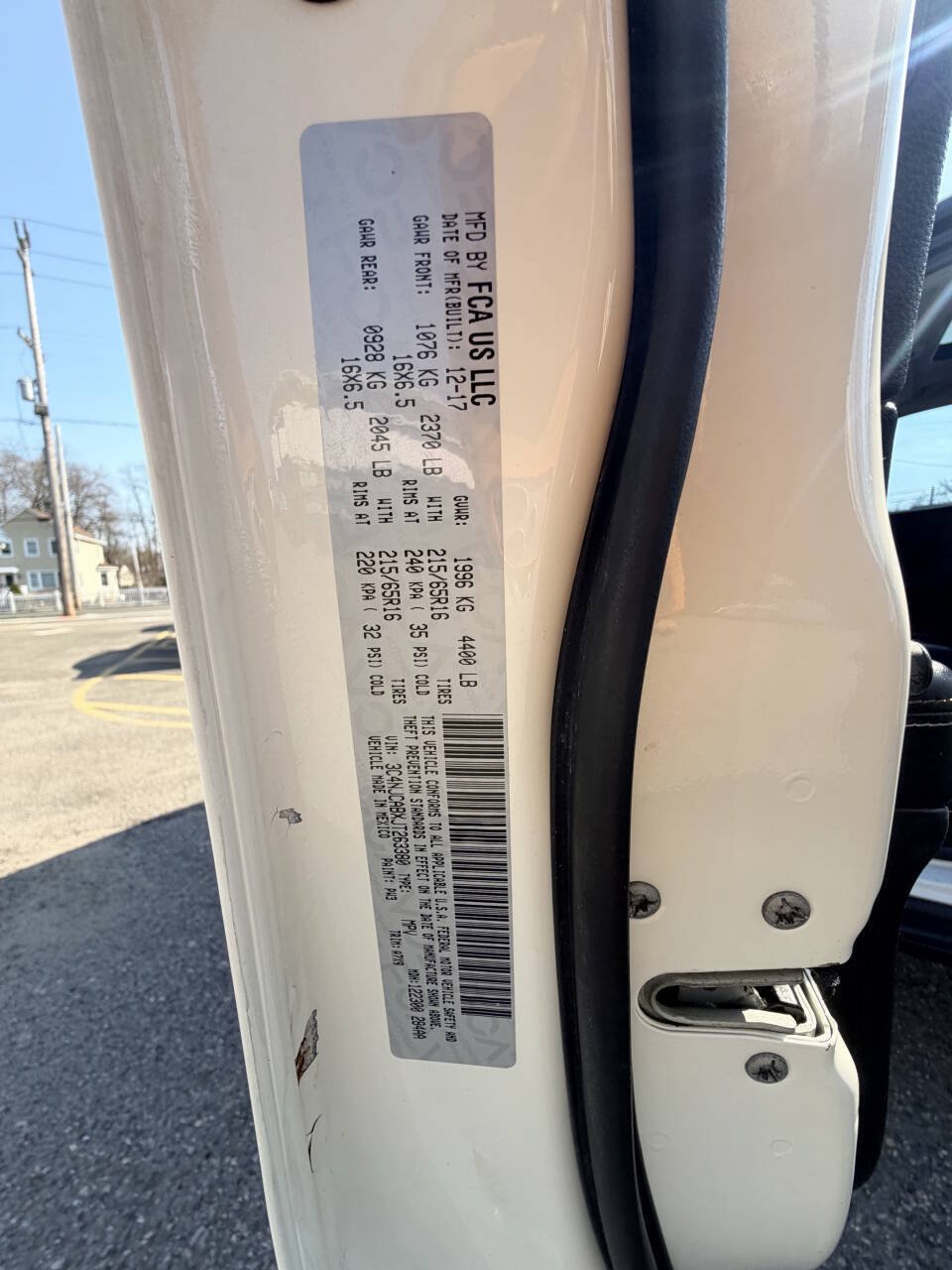 Used 2018 Jeep Compass Sport FWD image 3