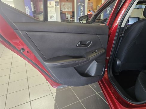 Used 2024 Nissan Sentra SV w/ All-Weather Package FWD image 10