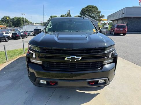 Used 2022 Chevrolet Silverado 1500 RST w/ Redline Edition AWD/4WD image 3