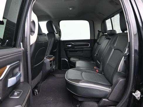 Used 2024 RAM 2500 Laramie image 30