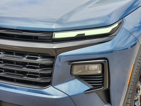 New 2026 Chevrolet Traverse LT w/ Midnight/Sport Edition FWD image 9