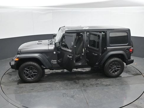 Used 2020 Jeep Wrangler Unlimited Sport AWD/4WD image 42