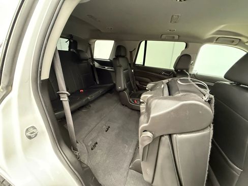 Used 2019 Chevrolet Tahoe LT image 26
