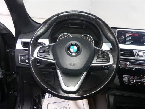 Used 2017 BMW X1 xDrive28i AWD/4WD image 30