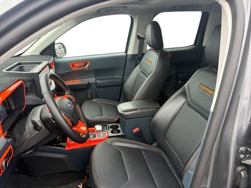Used 2025 Ford Maverick Tremor image 9