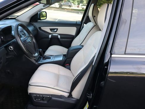 Used 2009 Volvo XC90 V8 R-Design AWD/4WD image 20