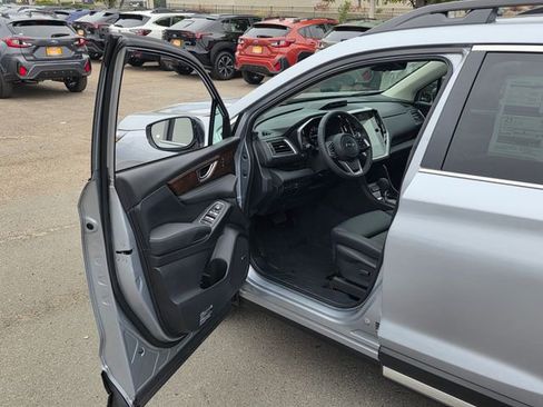 New 2025 Subaru Ascent Touring w/ Popular Package #2 image 40