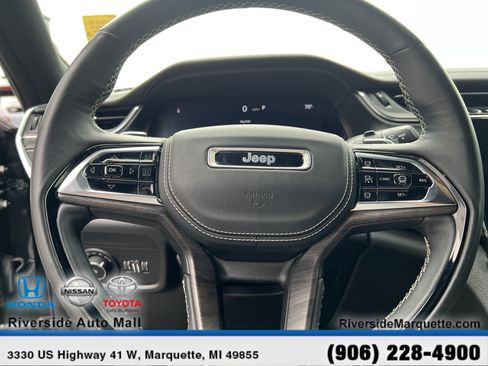 Used 2022 Jeep Grand Cherokee L Overland w/ Advanced Protech Group III AWD/4WD image 21