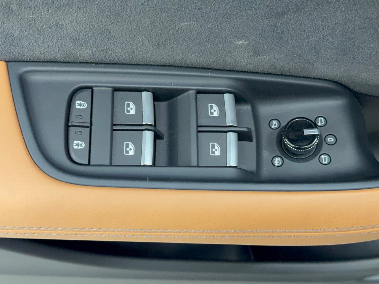 Used 2025 Audi RS Q8 performance AWD/4WD image 15