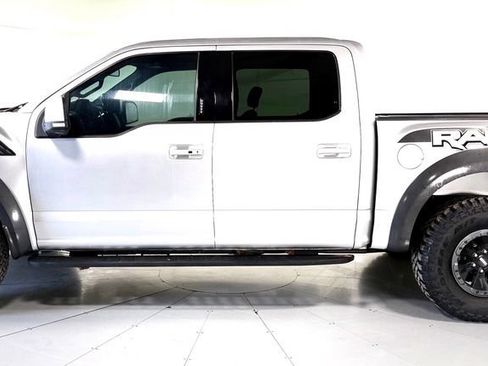 Used 2018 Ford F150 Raptor w/ Equipment Group 802A Luxury AWD/4WD image 8